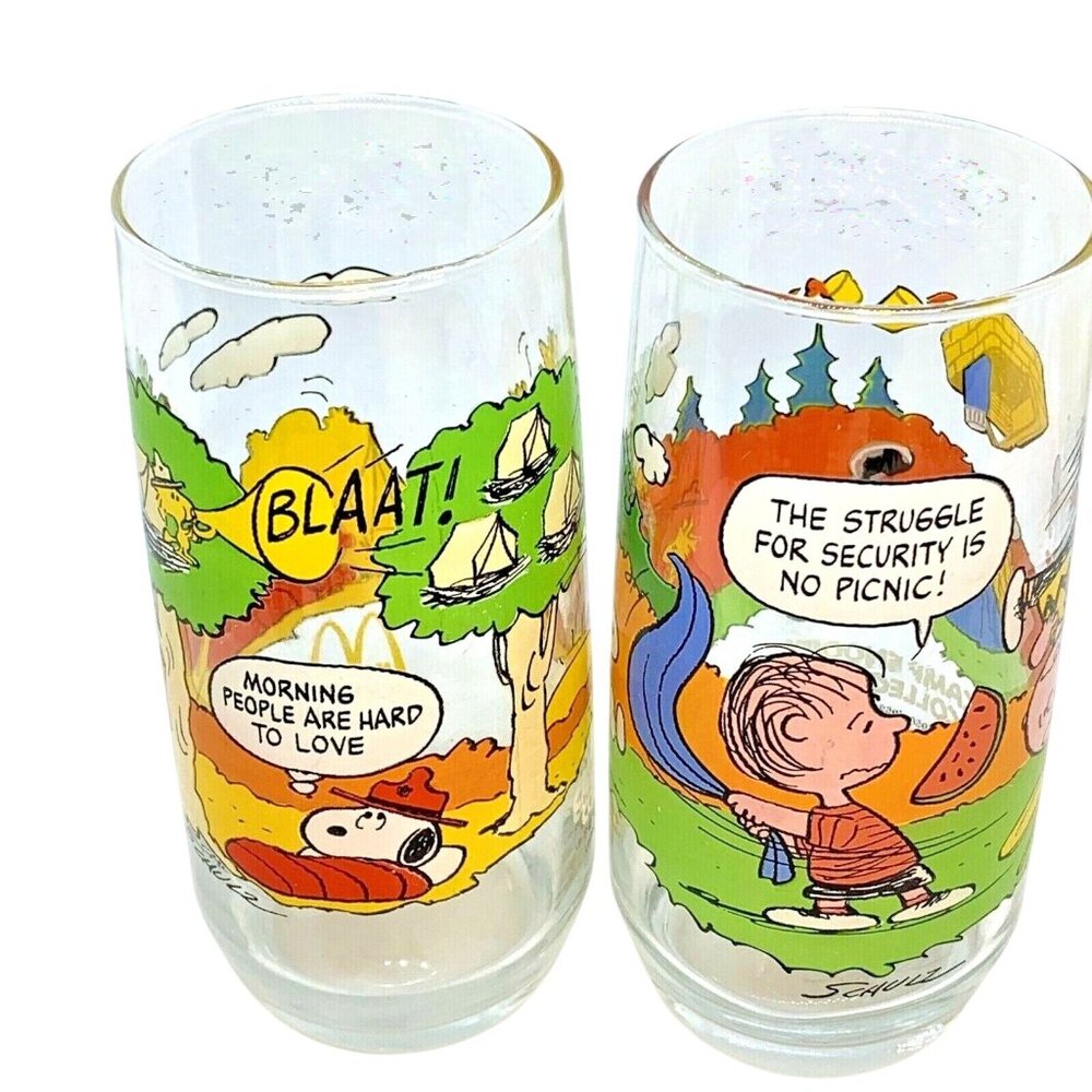 Two McDonalds ORIGINAL 1970S Peanuts Camp Snoopy Collection Glasses Charlie Brow